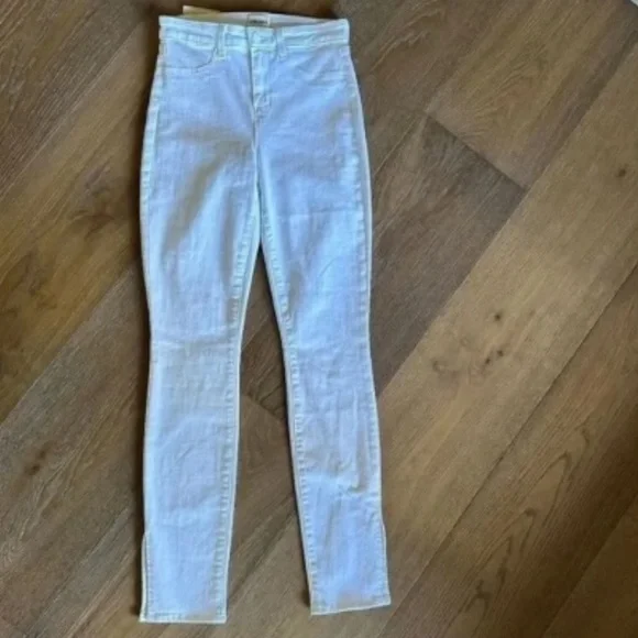 L’AGENCE Josie High Rise Skinny Split Side Hem Jeans in Blanc